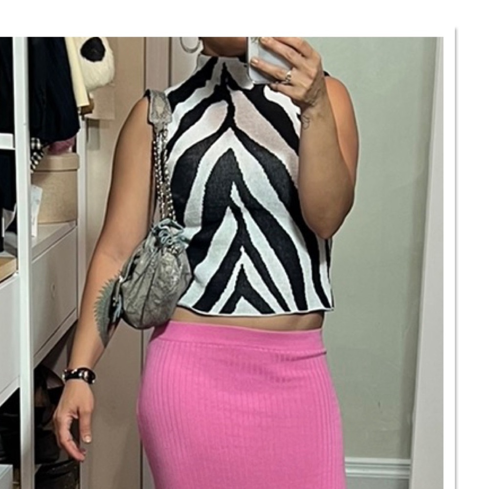 Zebra top